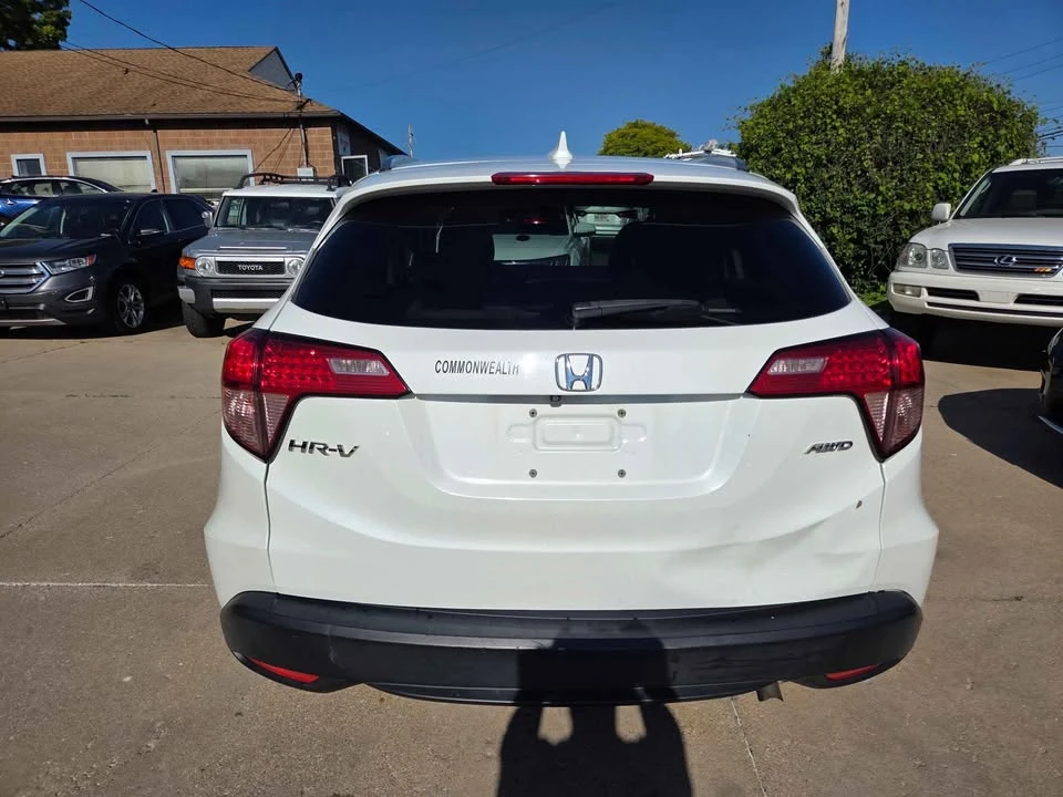 2017 Honda HR-V 2nd Gen - Image 5 of 16