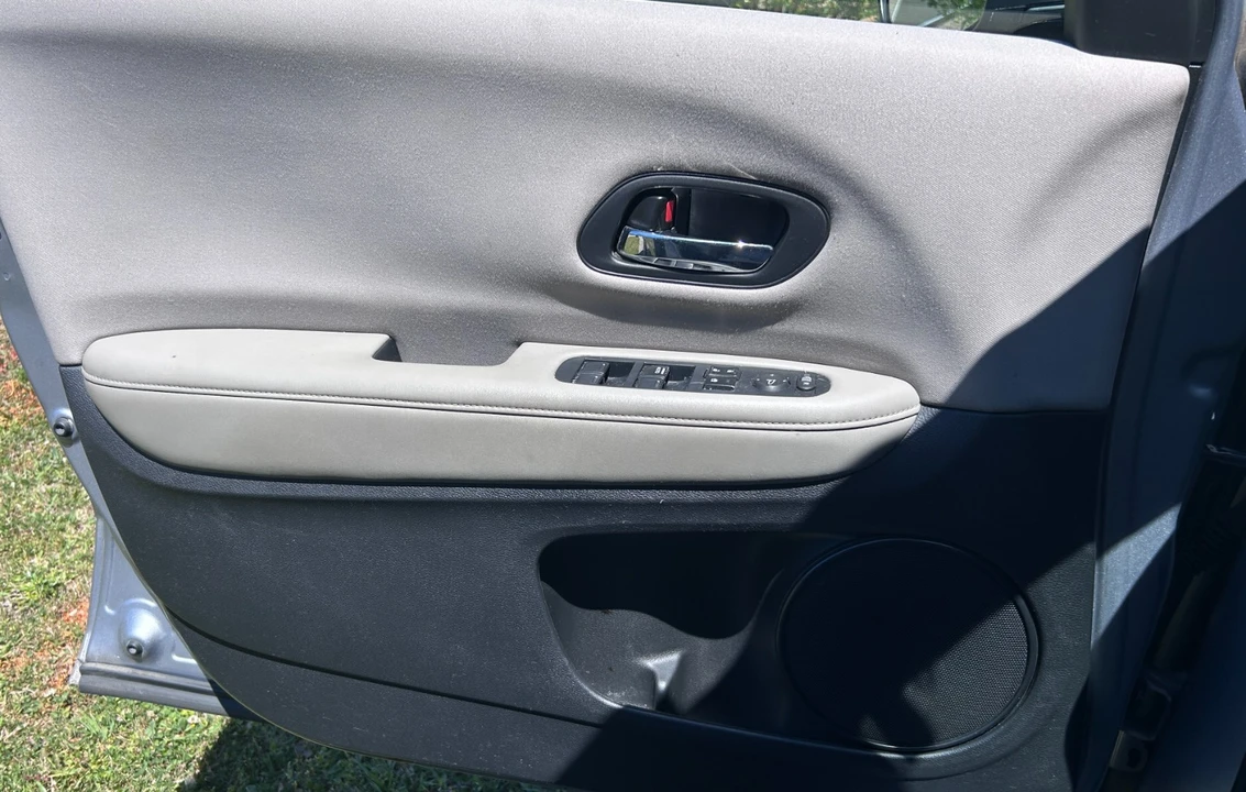 2017 Honda HR-V 2nd Gen - Image 20 of 21