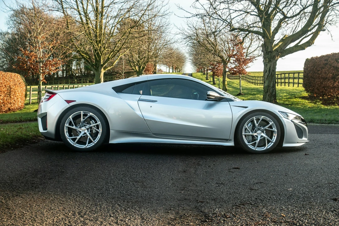 2017 Acura NC1 NSX - Image 12 of 21