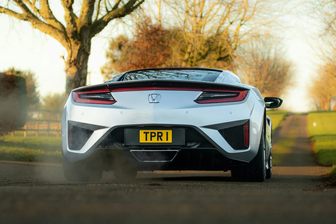 2017 Acura NC1 NSX - Image 13 of 21