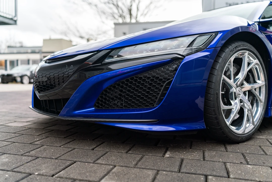2017 Acura NC1 NSX - Image 16 of 31