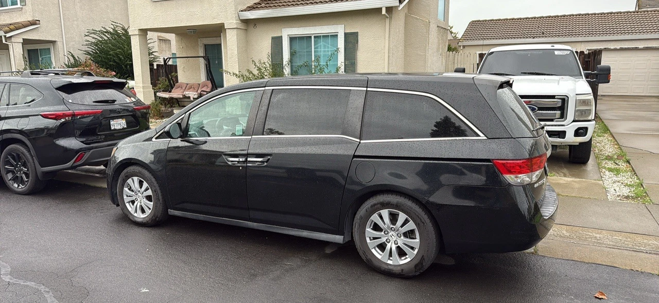 2017 Honda Odyssey - Image 5 of 10