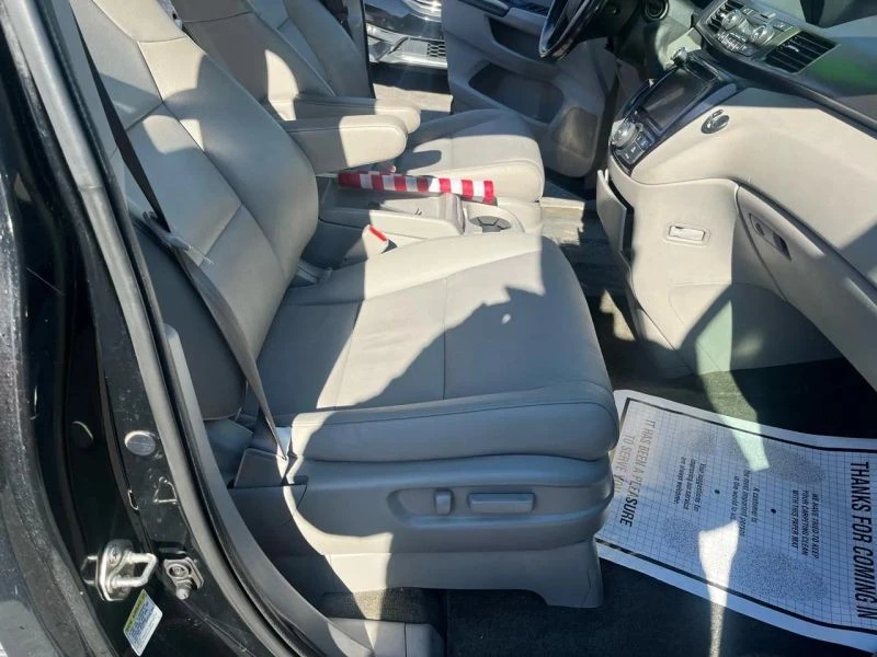2017 Honda Odyssey - Image 10 of 12