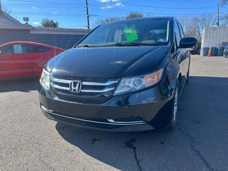 2017 Honda Odyssey - Image 2 of 12