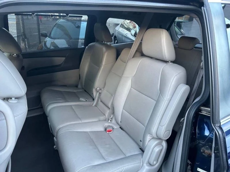2017 Honda Odyssey - Image 9 of 12