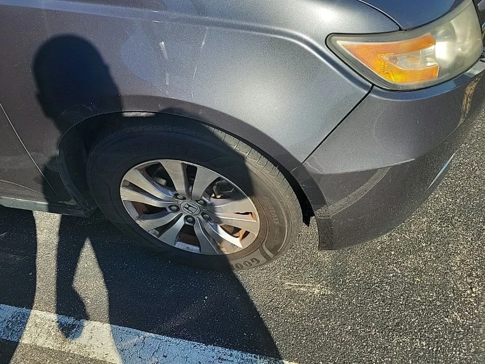 2017 Honda Odyssey - Image 5 of 12