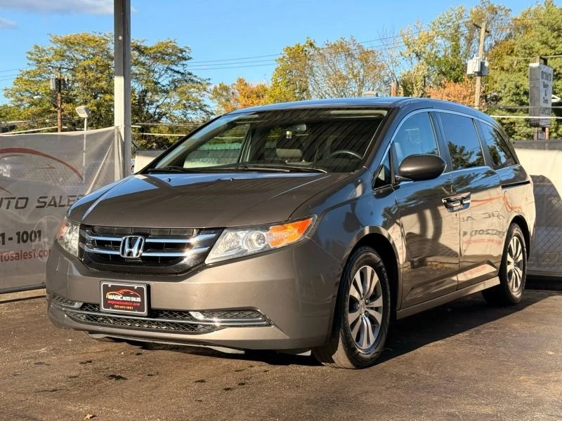 2017 Honda Odyssey - Image 3 of 12