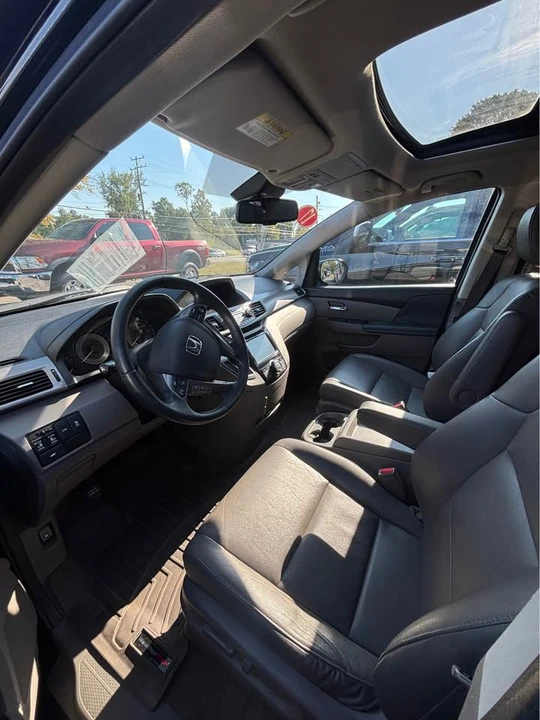 2017 Honda Odyssey - Image 4 of 14