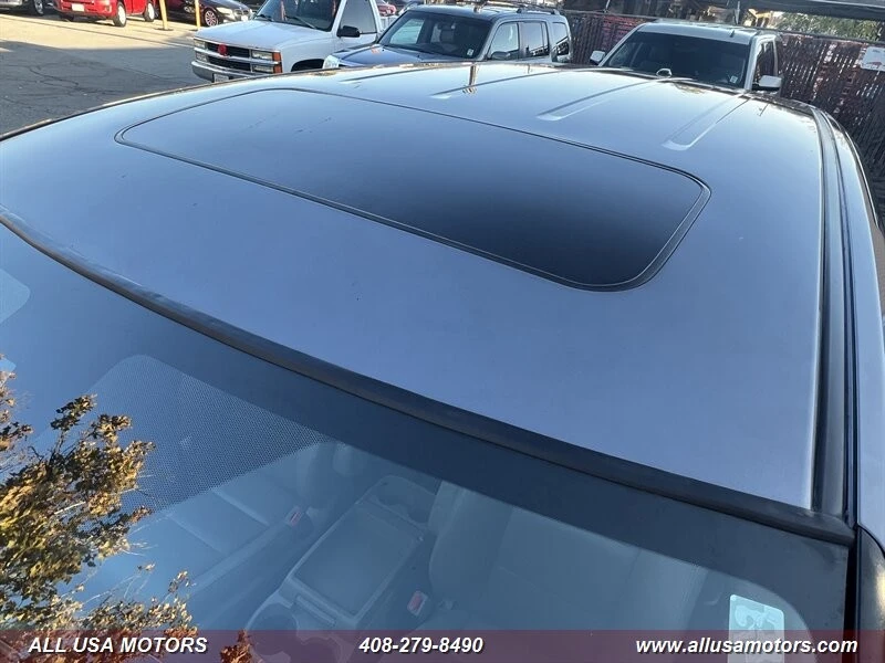 2017 Honda Odyssey - Image 12 of 21