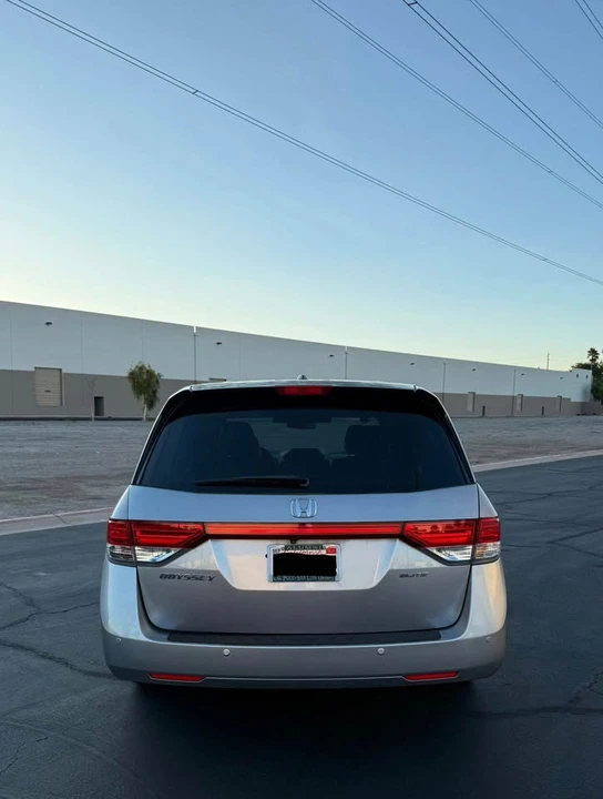 2017 Honda Odyssey - Image 4 of 17