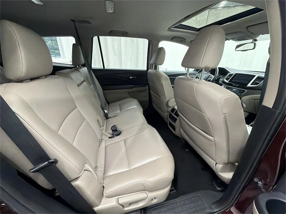 2017 Honda Pilot 3rd Gen - Image 13 of 16