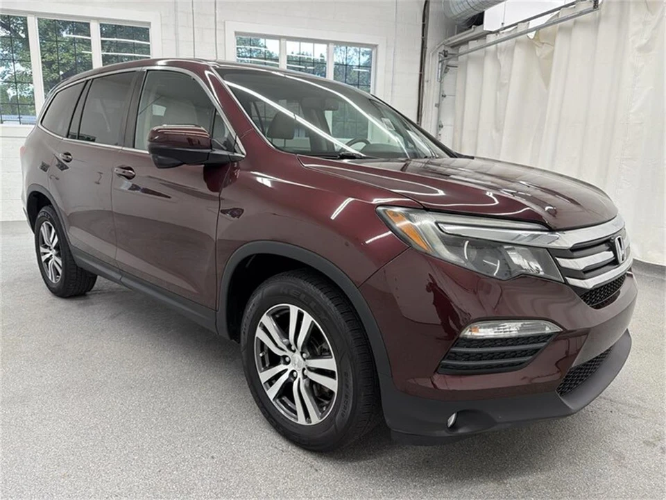 2017 Honda Pilot 3rd Gen - Image 3 of 16