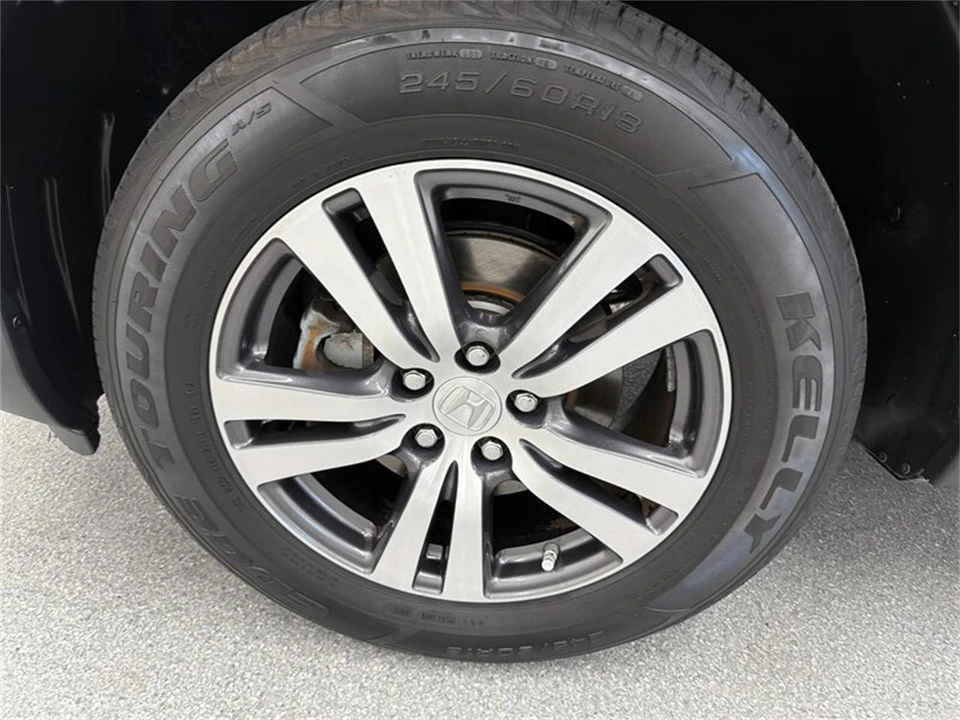 2017 Honda Pilot 3rd Gen - Image 16 of 16