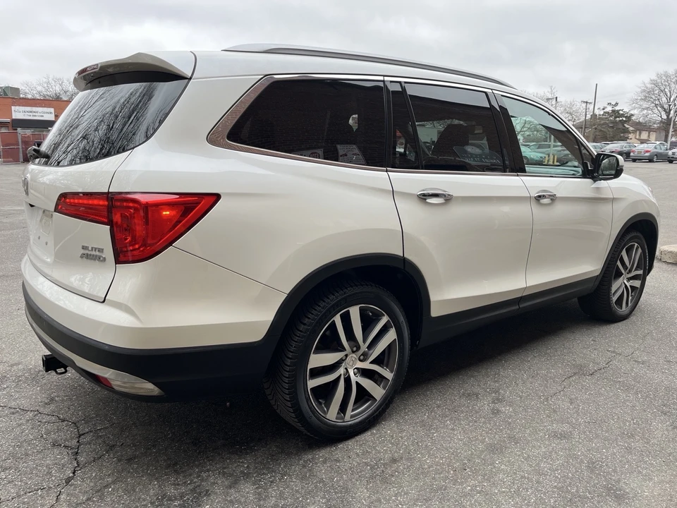 2017 Honda Pilot 3rd Gen - Image 4 of 20