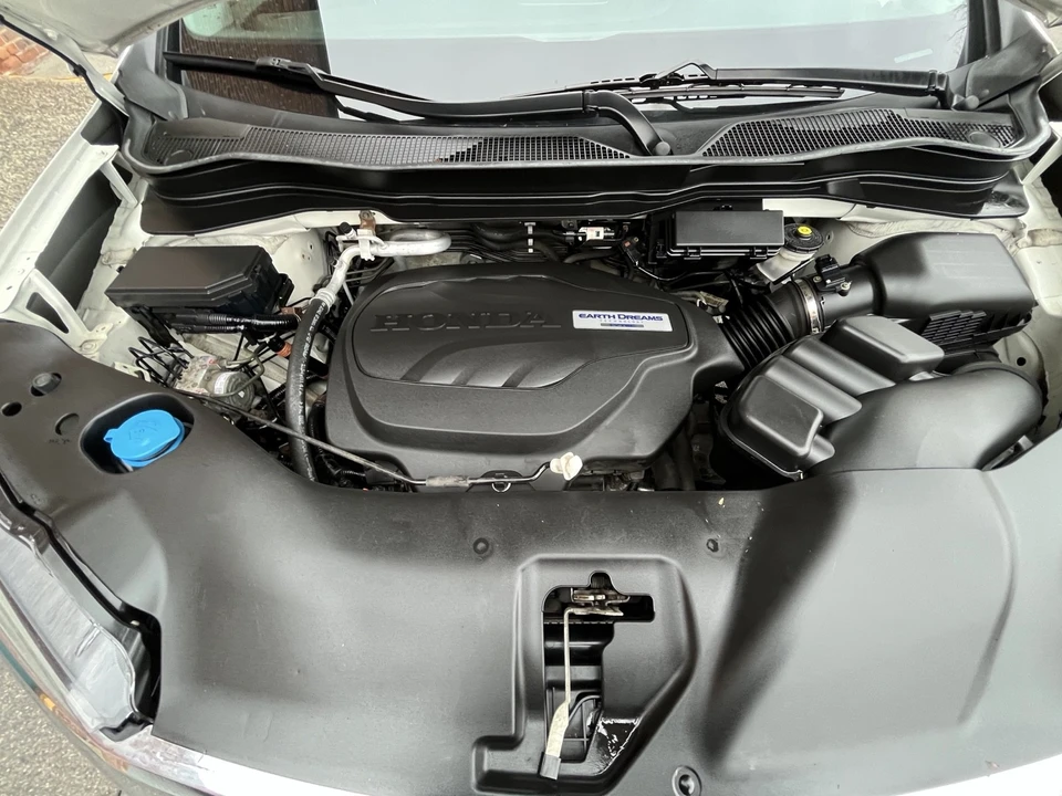 2017 Honda Pilot 3rd Gen - Image 20 of 20