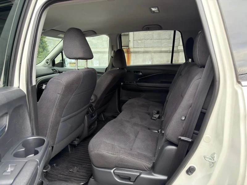 2017 Honda Pilot 3rd Gen - Image 12 of 12