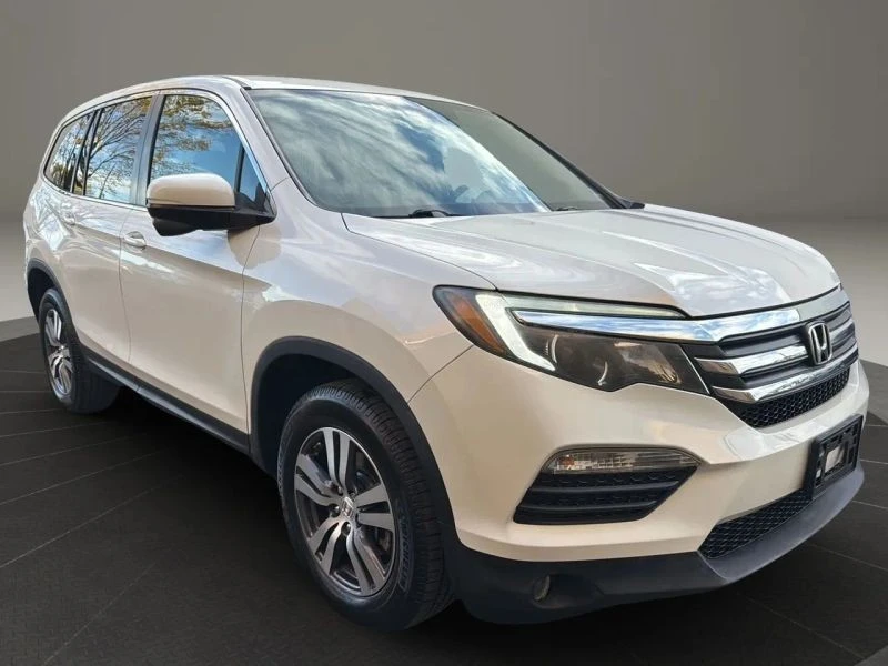 2017 Honda Pilot 3rd Gen - Image 3 of 12