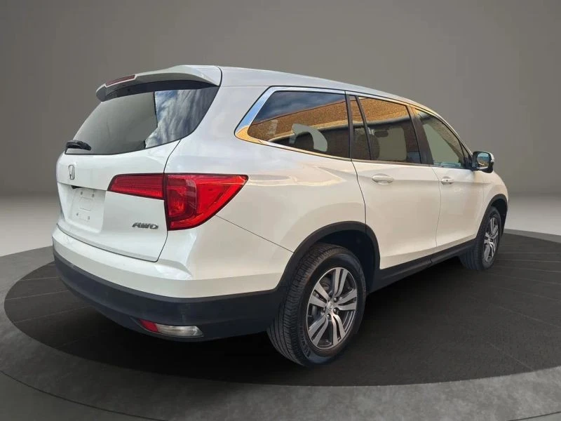 2017 Honda Pilot 3rd Gen - Image 5 of 12