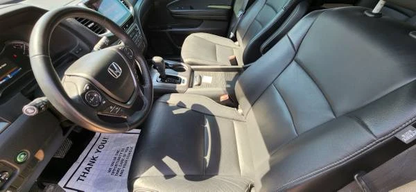 2017 Honda Pilot 3rd Gen - Image 8 of 11