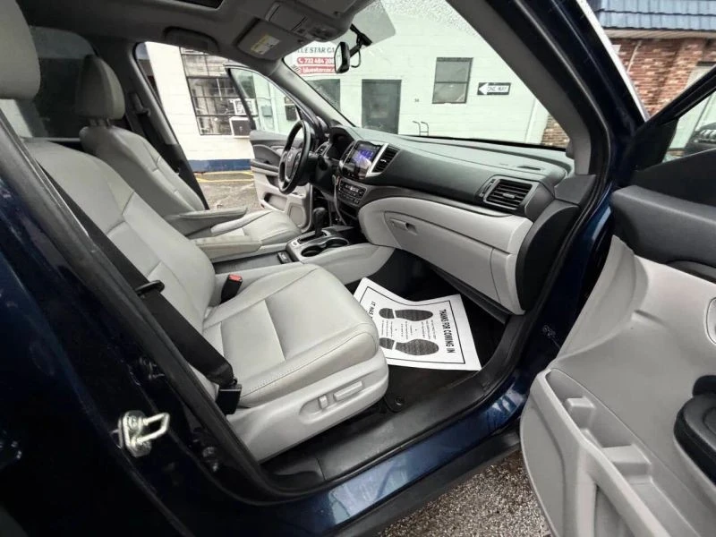 2017 Honda Pilot 3rd Gen - Image 12 of 12