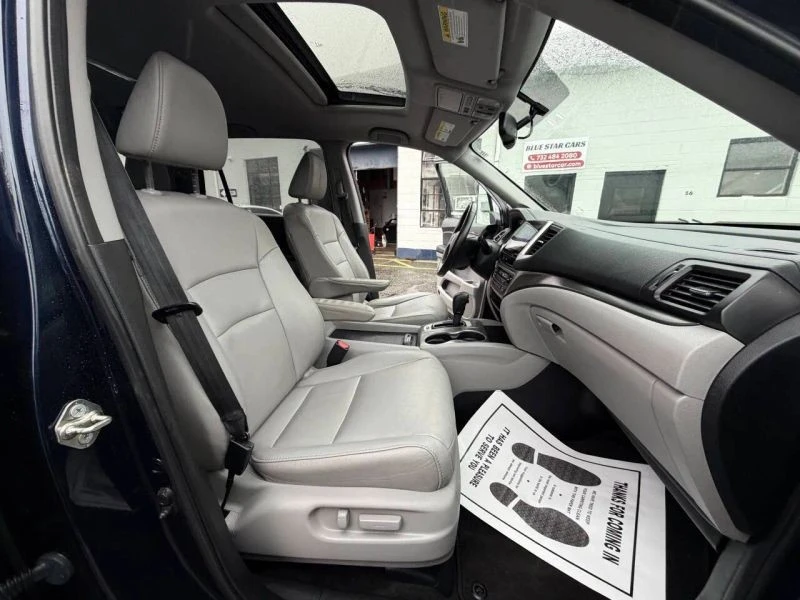 2017 Honda Pilot 3rd Gen - Image 11 of 12