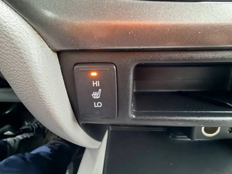 2017 Honda Pilot 3rd Gen - Image 4 of 12