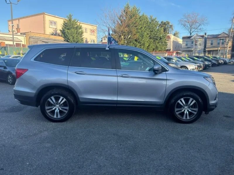 2017 Honda Pilot 3rd Gen - Image 8 of 12