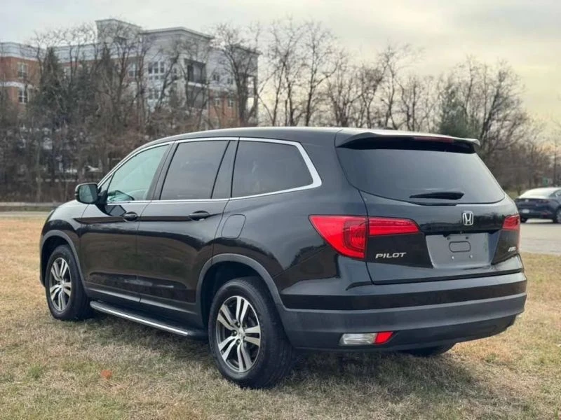 2017 Honda Pilot 3rd Gen - Image 4 of 12