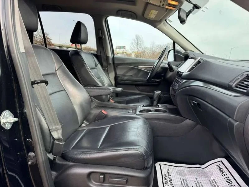 2017 Honda Pilot 3rd Gen - Image 12 of 12