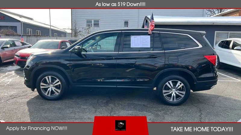 2017 Honda Pilot 3rd Gen - Image 2 of 12