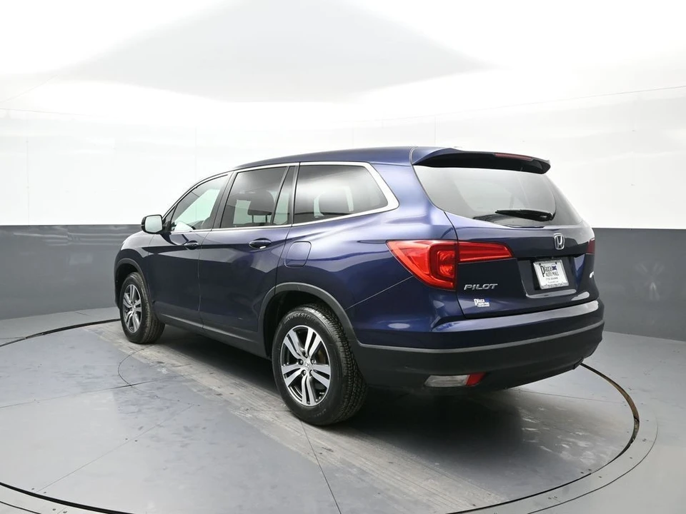 2017 Honda Pilot 3rd Gen - Image 8 of 12