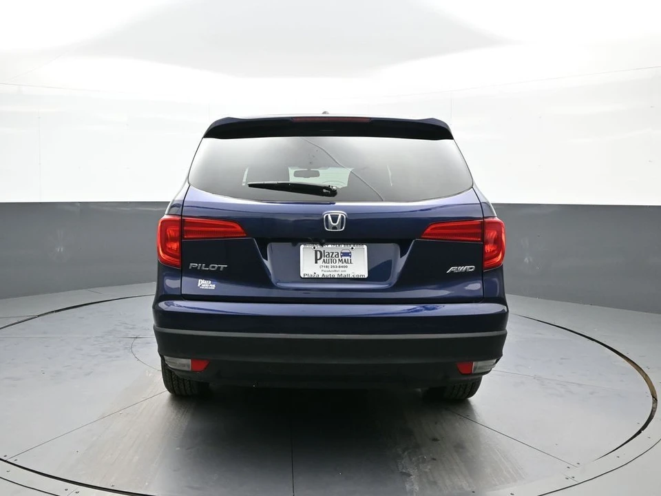 2017 Honda Pilot 3rd Gen - Image 7 of 12