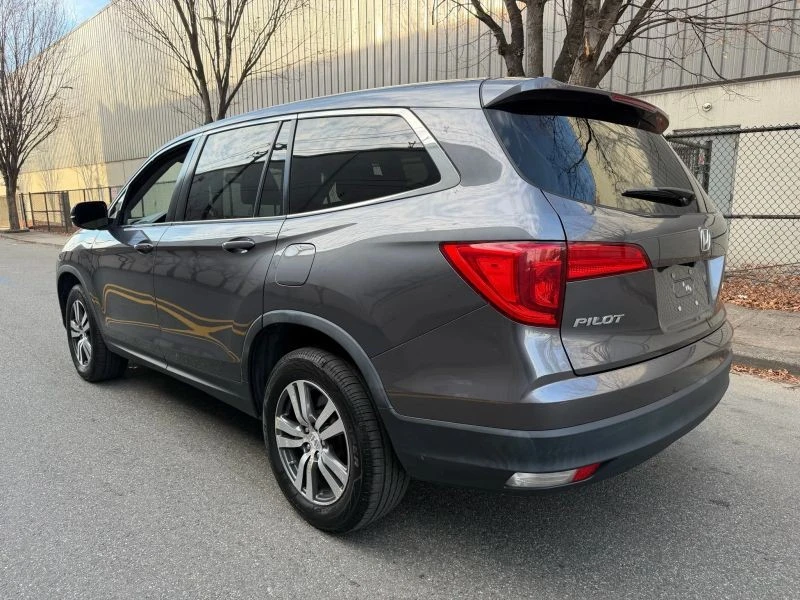 2017 Honda Pilot 3rd Gen - Image 5 of 12