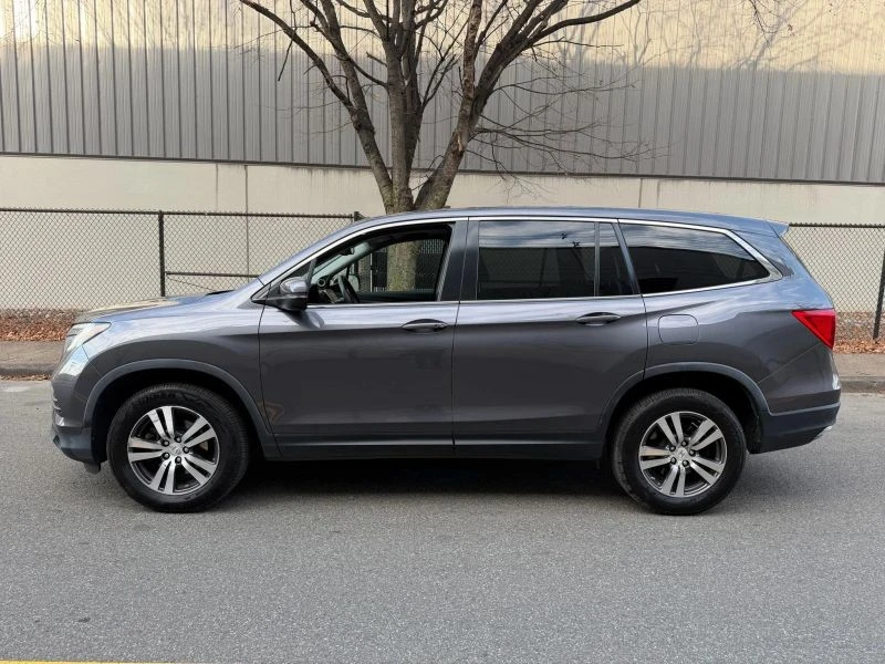 2017 Honda Pilot 3rd Gen - Image 4 of 12