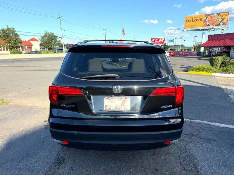 2017 Honda Pilot 3rd Gen - Image 7 of 12