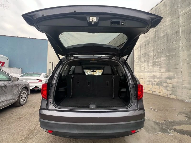 2017 Honda Pilot 3rd Gen - Image 9 of 12