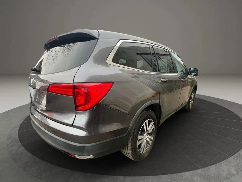 2017 Honda Pilot 3rd Gen - Image 5 of 12