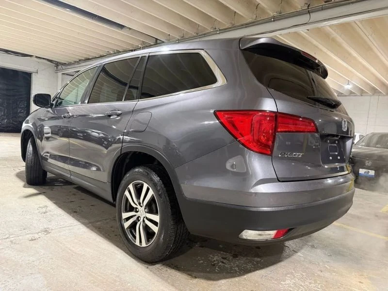 2017 Honda Pilot 3rd Gen - Image 3 of 12