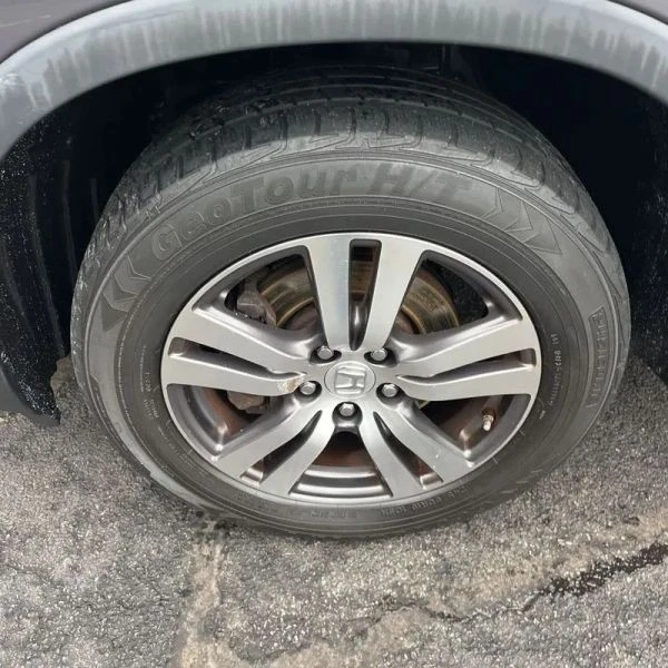 2017 Honda Pilot 3rd Gen - Image 10 of 12