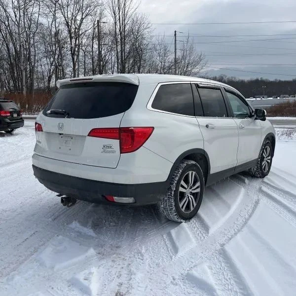 2017 Honda Pilot 3rd Gen - Image 8 of 12