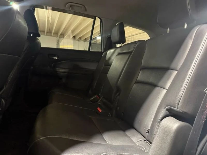2017 Honda Pilot 3rd Gen - Image 12 of 12
