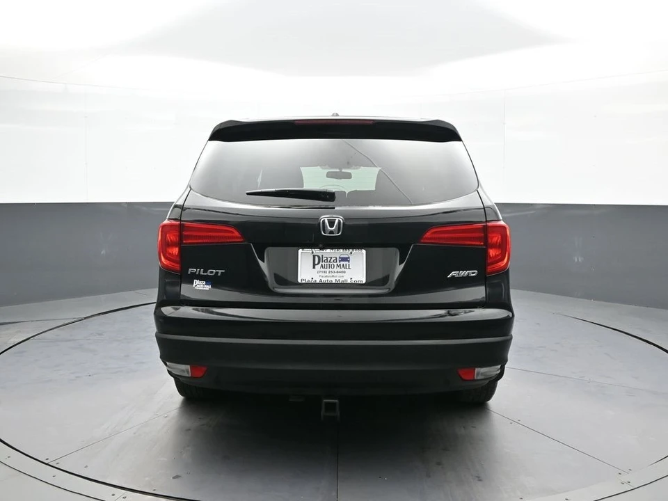 2017 Honda Pilot 3rd Gen - Image 7 of 12