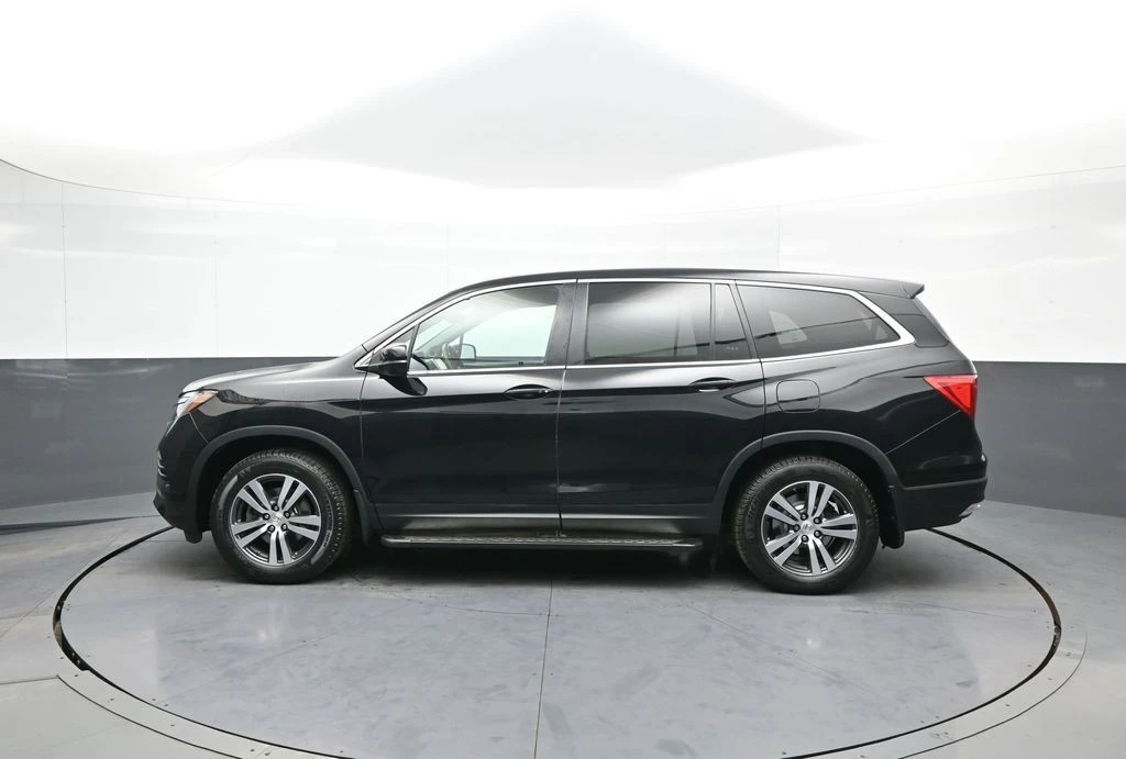 2017 Honda Pilot 3rd Gen - Image 9 of 21