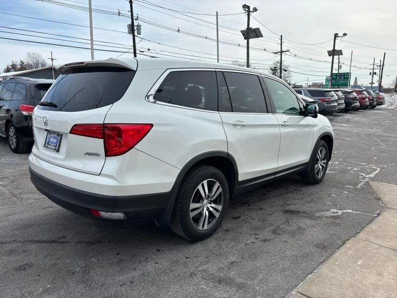 2017 Honda Pilot 3rd Gen - Image 7 of 12