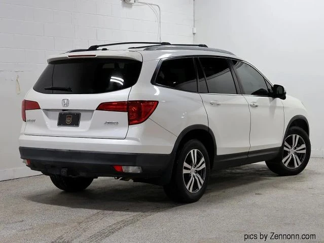 2017 Honda Pilot 3rd Gen - Image 10 of 21
