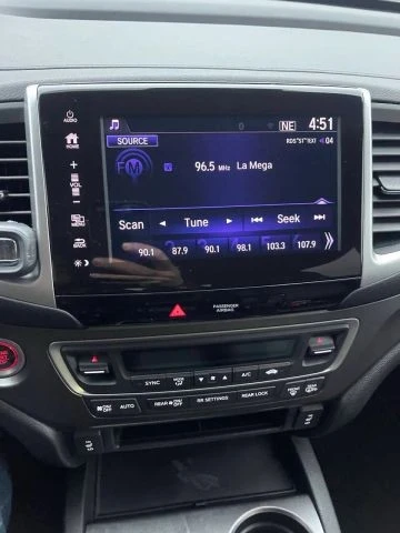2017 Honda Pilot 3rd Gen - Image 6 of 10