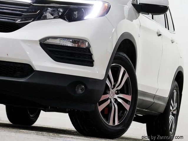 2017 Honda Pilot 3rd Gen - Image 4 of 21
