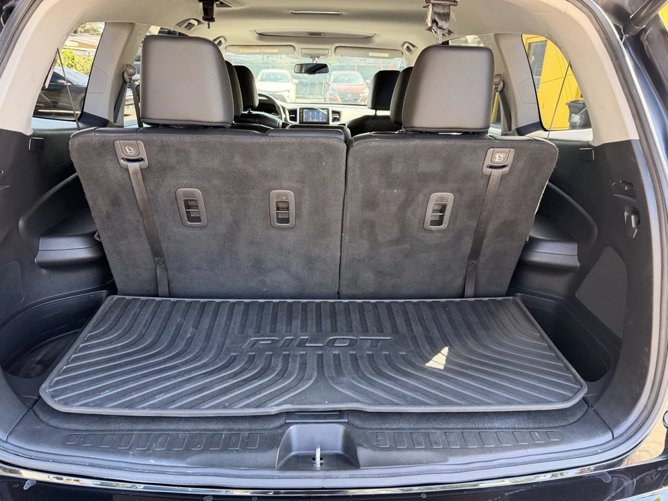 2017 Honda Pilot 3rd Gen - Image 18 of 20