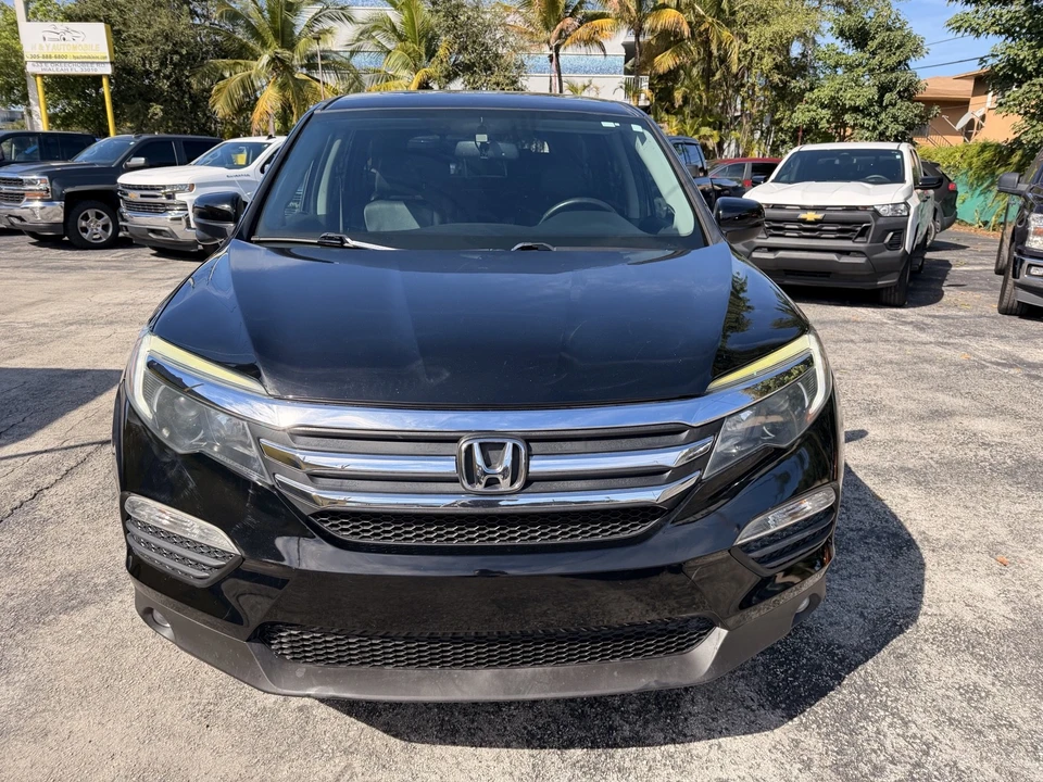 2017 Honda Pilot 3rd Gen - Image 4 of 20