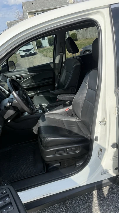 2017 Honda Pilot 3rd Gen - Image 12 of 21